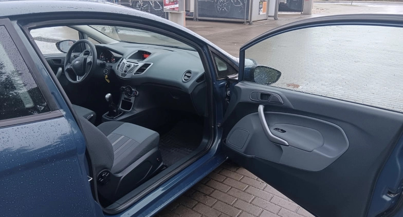 Ford Fiesta cena 11900 przebieg: 209295, rok produkcji 2009 z Ścinawa małe 56